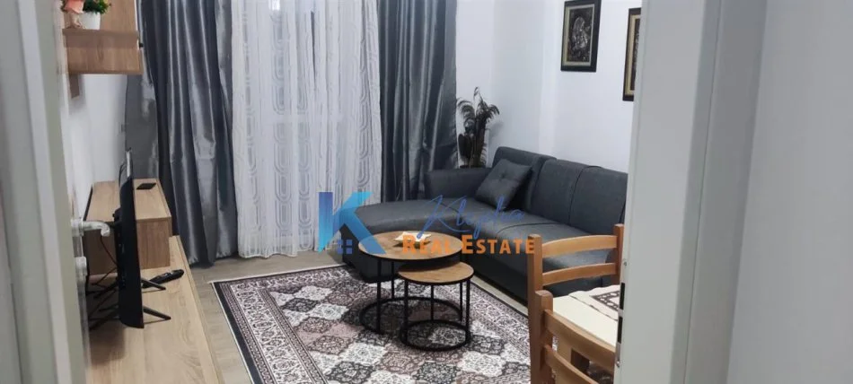 Tirane, jap me qera apartament 2+1+Ballkon Kati 9, 80 m² 450 € (Misto Mame, afer hotel 7777)