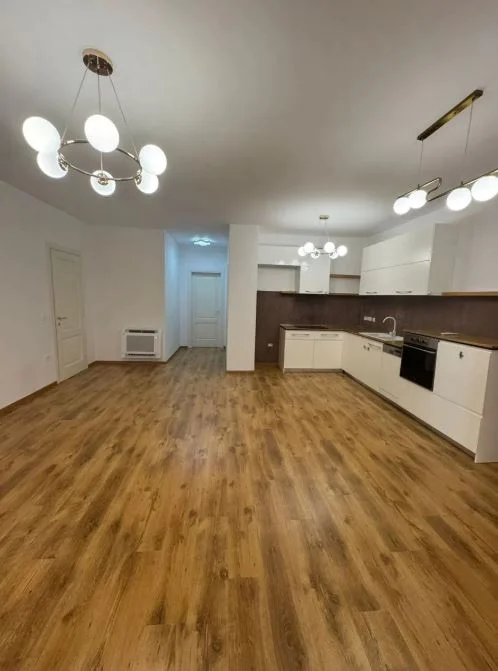 Tirane, jepet me qera apartament 1+1 Kati 4, 120 m² 800 € (Delijorgji)