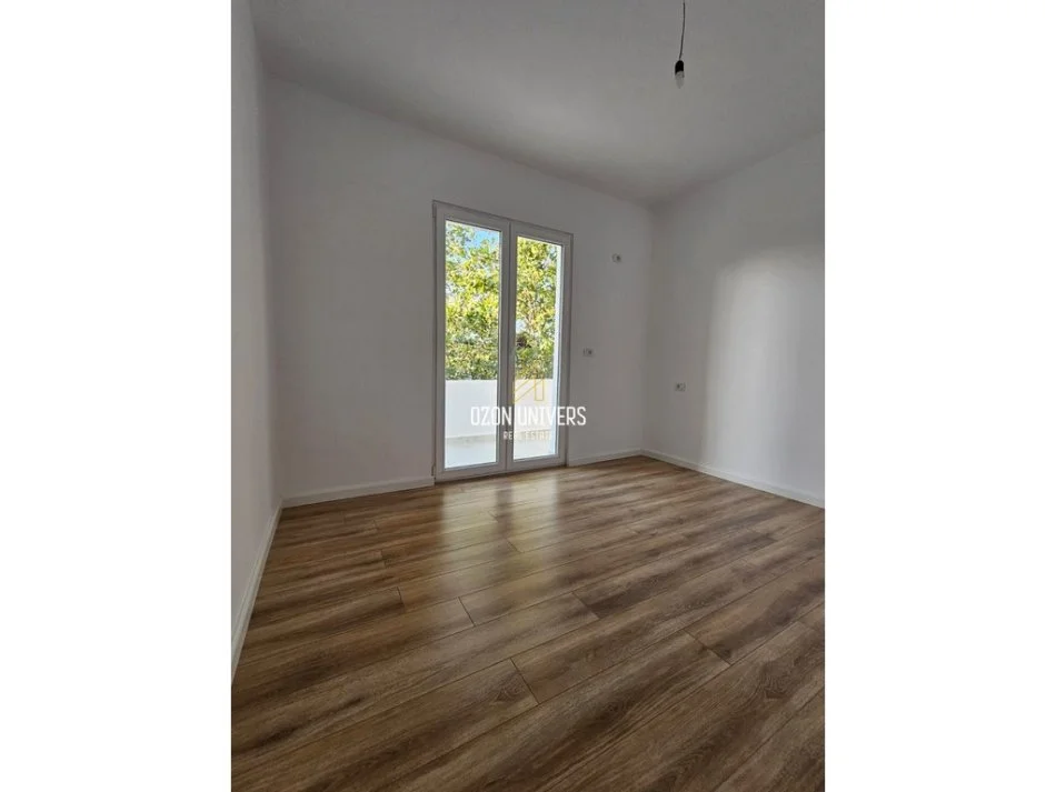 Tirane, shitet apartament 2+1+Ballkon Kati 5, 65 m² 167.000 € (Rruga e Kavajës)