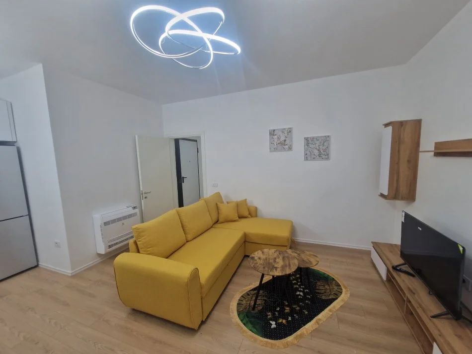 Jepet apartament 1+1 me qira, Kompleksi Oasis!