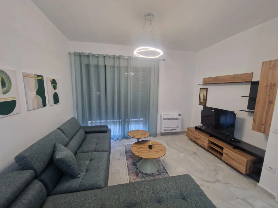 Jepet apartament 2+1 me qira, Kompleksi Oasis