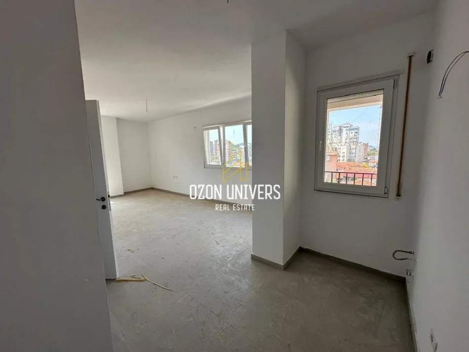 Apartament 2+1 në shitje tek Pazari i Ri!