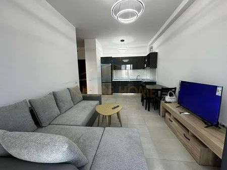Tirane, jepet me qera apartament 1+1 Kati 4, 61 m² 500 € 