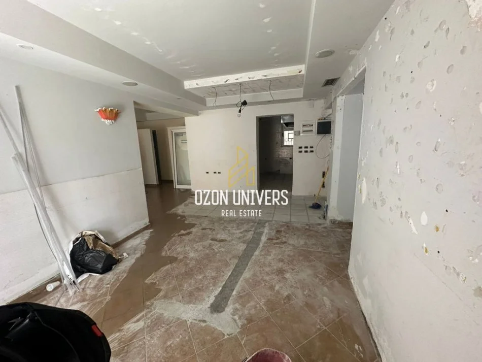 Tirane, jepet me qera ambjent biznesi Kati 0, 91 m² 1.200 € (Stadiumi Dinamo)