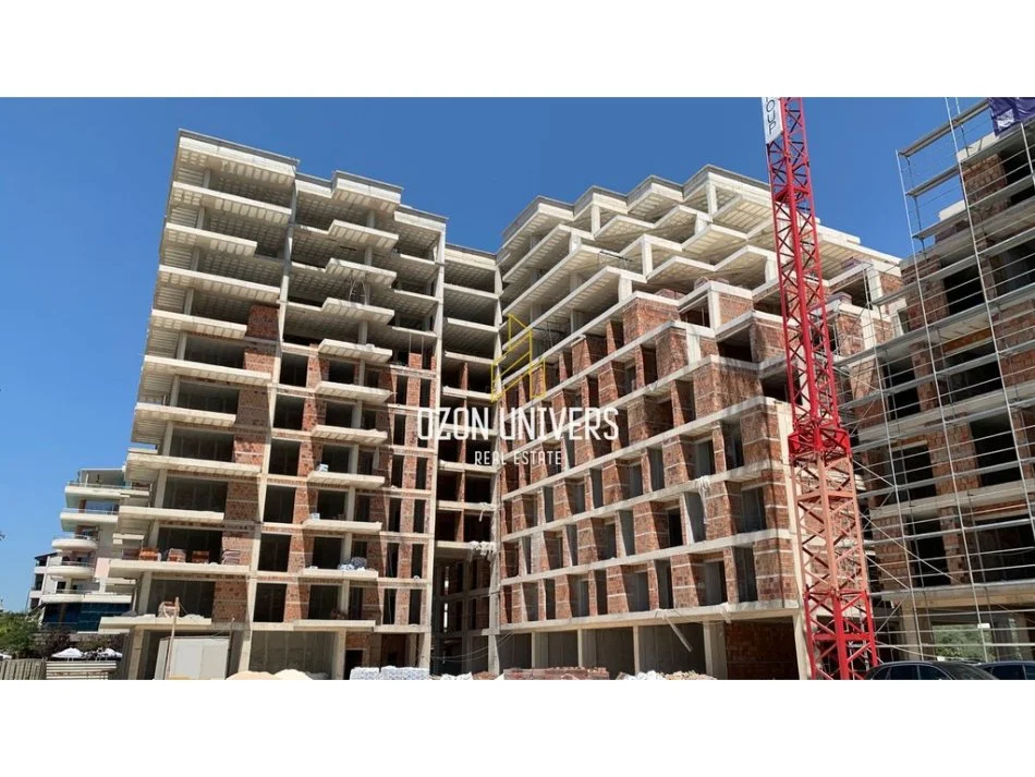 Vlore, shitet apartament 1+1+Ballkon Kati 7, 77 m² 248.640 € (Lungomare, Vlorë)