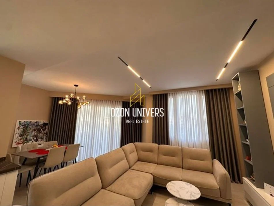 Tirane, jepet me qera apartament 2+1+Parking, Kati 2, 117 m² 800 € (RiverSide Residence, pranë rrugës Teodor Keko)