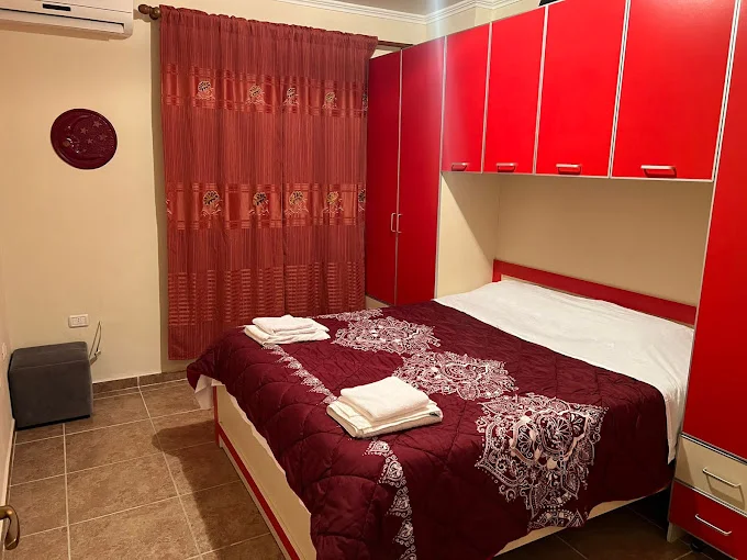 Durres, jap me qera apartament 1+1+Ballkon Kati 1, 60 m² 350 € (rroga Poseidon)