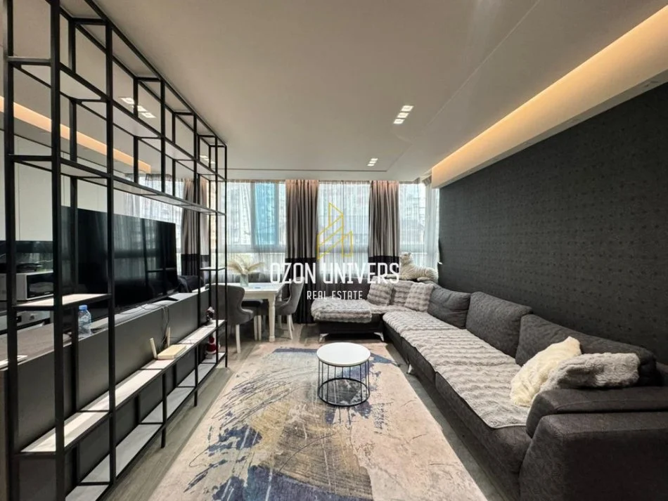 Tirane, shitet apartament 2+1+Ballkon Kati 3, 96 m² 255.000 € (Komuna e Parisit)