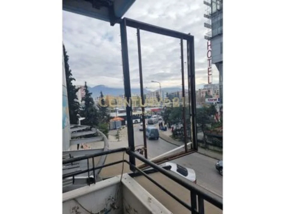 Tirane, shes zyre Kati 1, 151 m² 216.000 € (Terminali i Autobusave Tirana Albania)