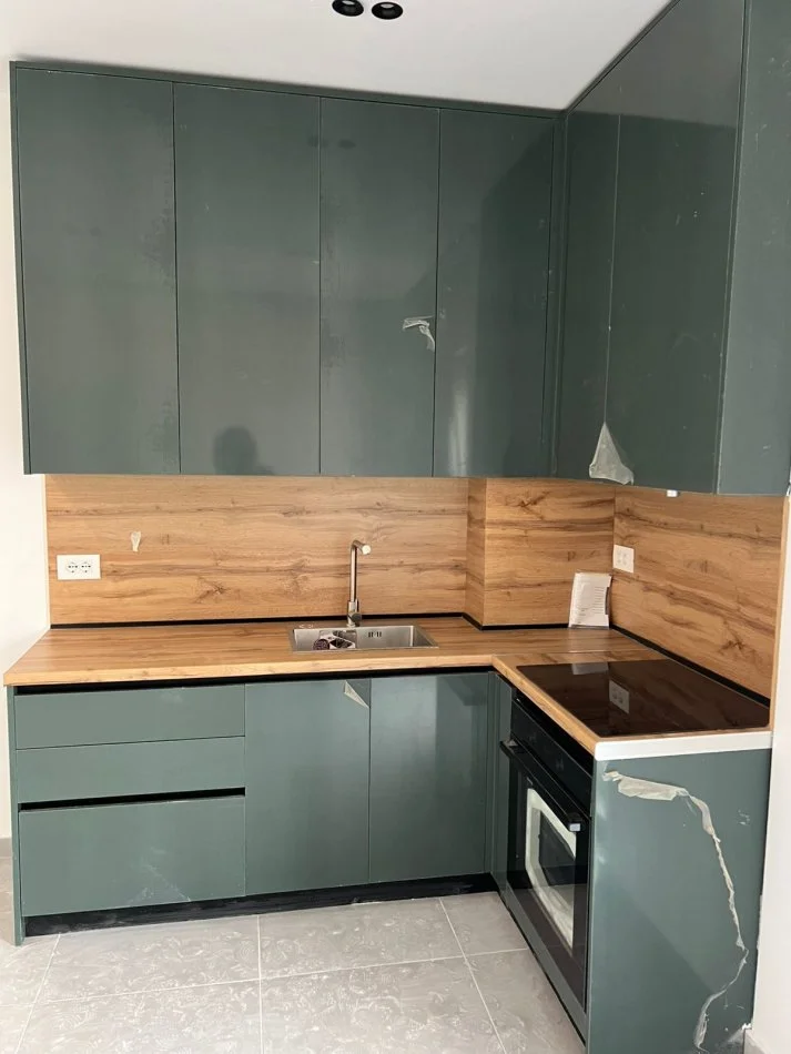 Tirane, jepet me qera garsonier 1+1 Kati 2, 40 m² 320 € (zonën 5 Maj)