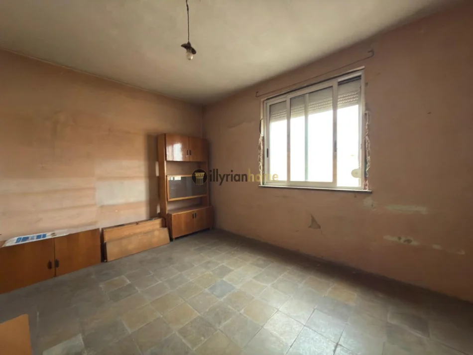 Tirane, shitet apartament 1+1 Kati 4, 64 m² 110.000 € (Rruga 4 Dëshmorët, Tiranë)