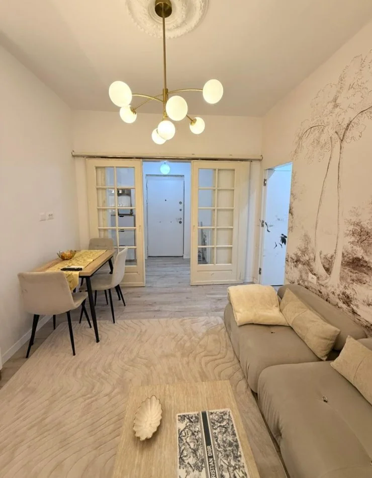 Tirane, shitet apartament 2+1 Kati 3, 70 m² 240.000 € 