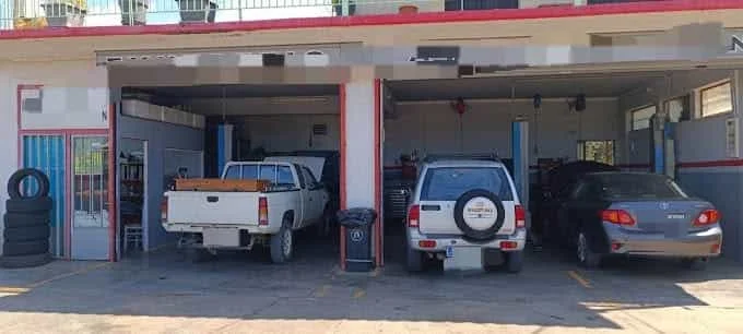 Tirane, jepet me qera magazine Kati 0, 100 m² 1.200 € (Institut)