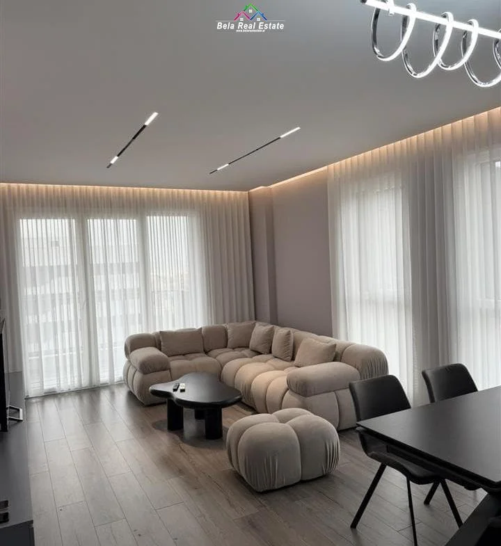 Tirane, jepet me qera apartament 2+1 Kati 6, 105 m² 930 € (Rruga Don Bosko)