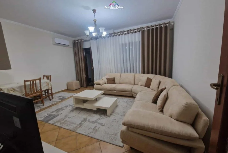 Tirane, jepet me qera apartament 2+1 Kati 8, 110 m² 730 € (Rruga Medar Shtylla)