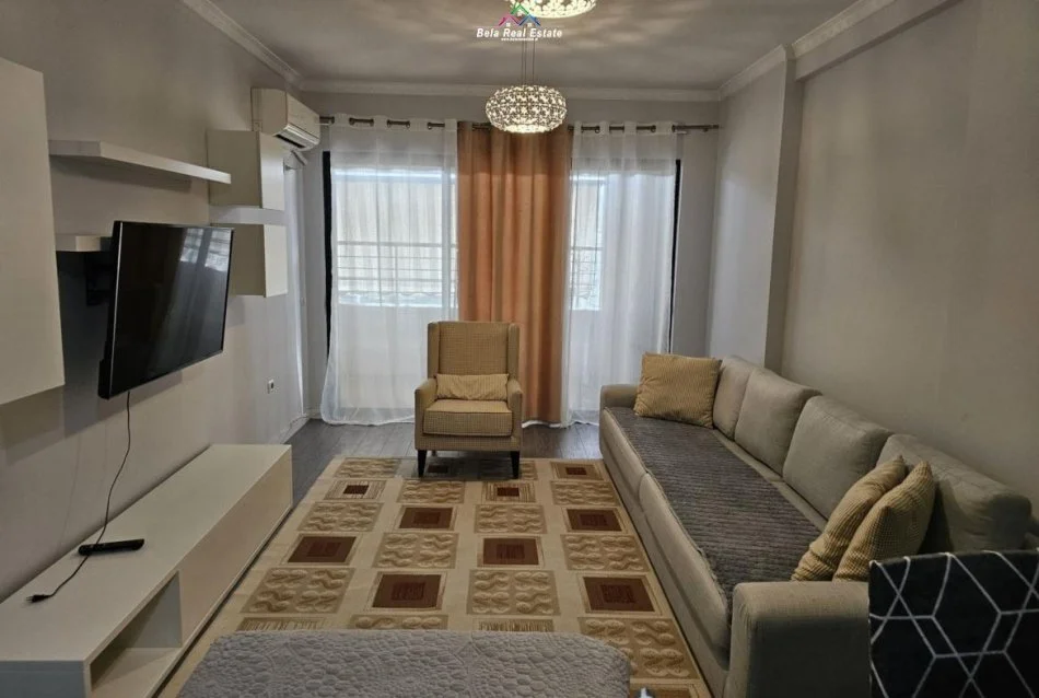 Tirane, jepet me qera apartament 2+1 Kati 8, 105 m² 575 € (Rruga Tom Plezha)