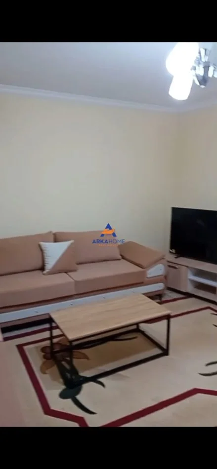 Tirane, shitet apartament 3+1+Ballkon Kati 3, 85 m² 166.666 € 