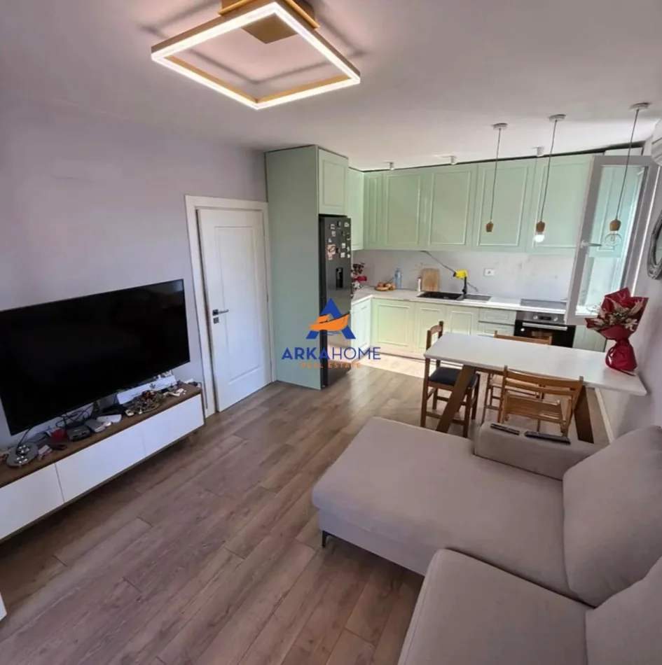 Tirane, shitet apartament 2+1+Ballkon Kati 4, 76 m² 137.000 € 
