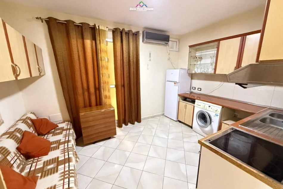 Tirane, jepet me qera apartament 2+1 Kati 0, 60 m² 520 € (bulevardi zogu i pare)