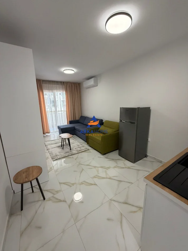 Tirane, jepet me qera apartament 1+1 Kati 2, 40 m² 420 € 