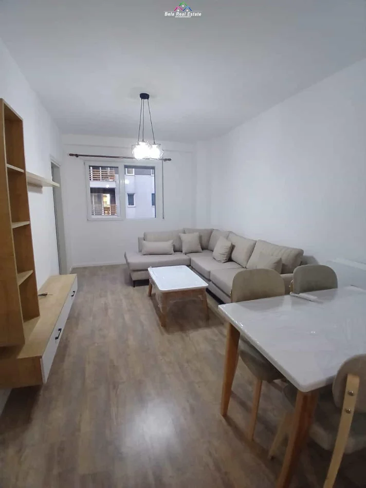 Tirane, jepet me qera apartament 1+1 Kati 4, 60 m² 470 € (Rruga Dritan Hoxha)