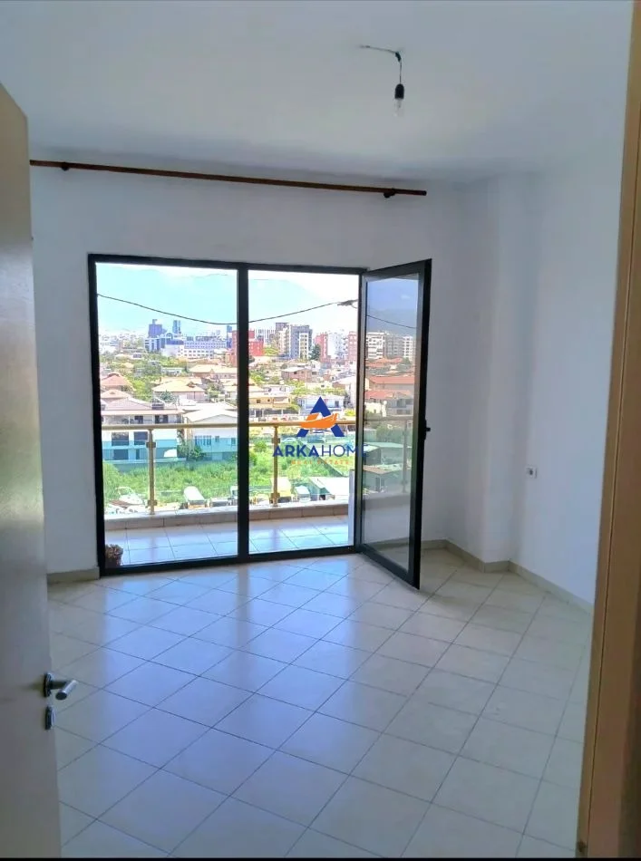 Tirane, shitet apartament 1+1 Kati 6, 78 m² 110.000 € 