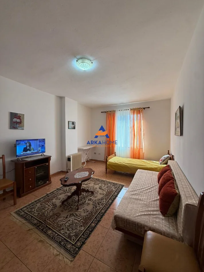 Tirane, jepet me qera apartament 1+1 Kati 11, 75 m² 523 € 