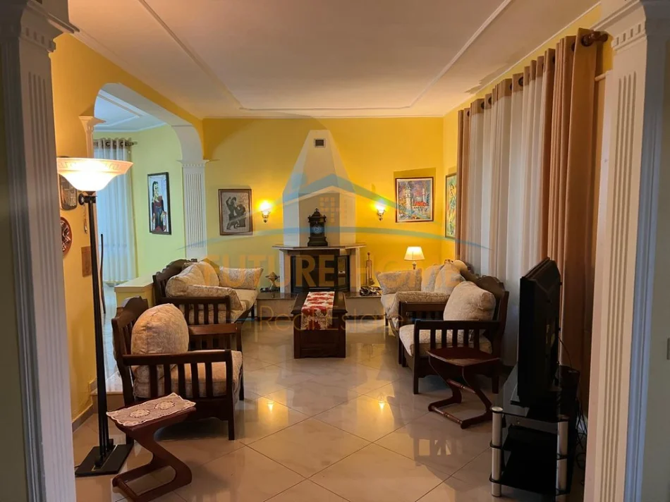 Tirane, jepet me qera apartament 2 Katshe , 1.055 m² 1.055 € (Sauk)