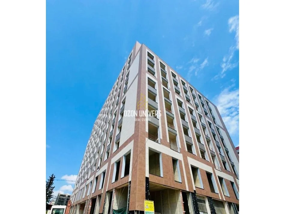 Tirane, shitet apartament 1+1+Ballkon Kati 9, 71 m² 120.000 € (Fusha a Aviacionit)