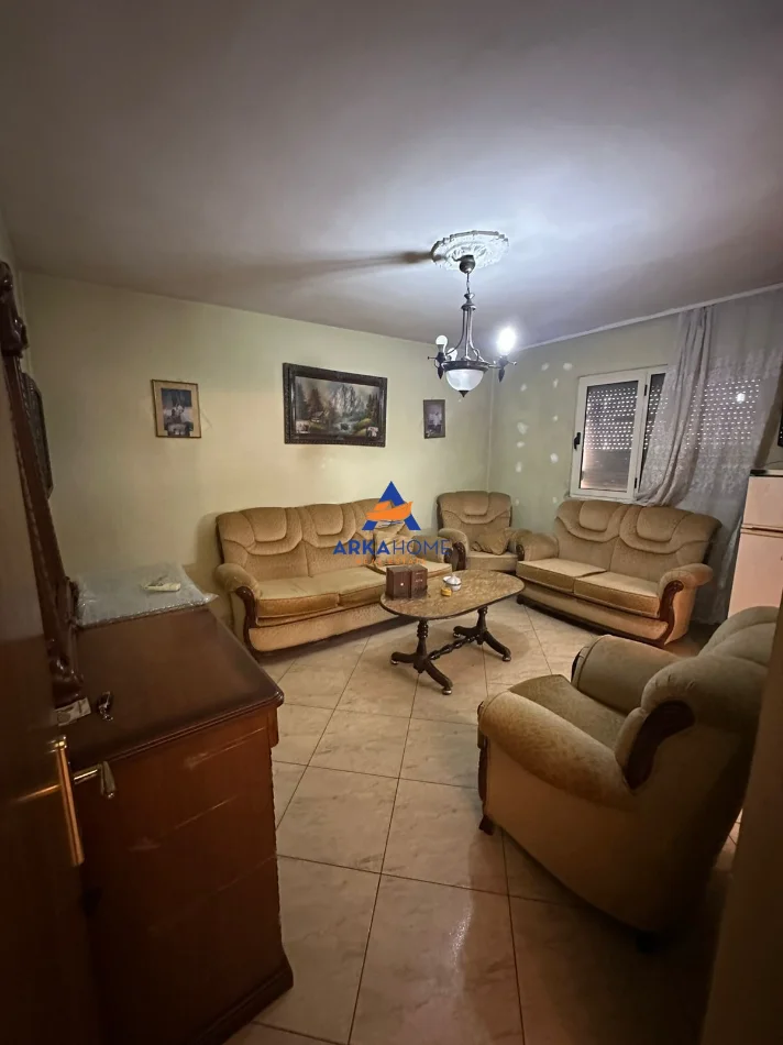 Tirane, shitet apartament 3+1+Ballkon Kati 5, 87 m² 165.000 € 