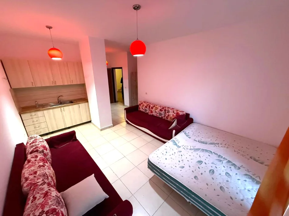 Tirane, shitet garsonier 1+1+Ballkon Kati 6, 44 m² 69.000 € (Rruga Athanas Tashko)