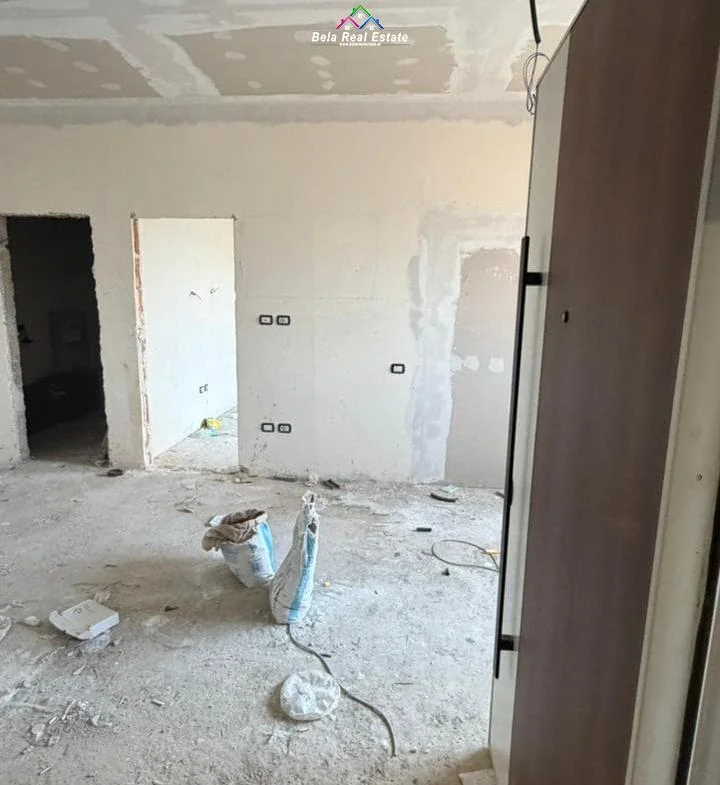 Tirane, shitet apartament 1+1 Kati 2, 54 m² 120.000 € (Rruga Bedri Karapici)