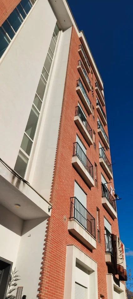 Tirane, shes apartament 2+1+Aneks+Ballkon Kati 2, 310.000 € (Petronin Luararasi)