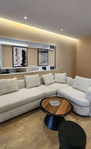 Tirane, shitet apartament 2+1+Ballkon Kati 3, 118 m² 370.000 € 