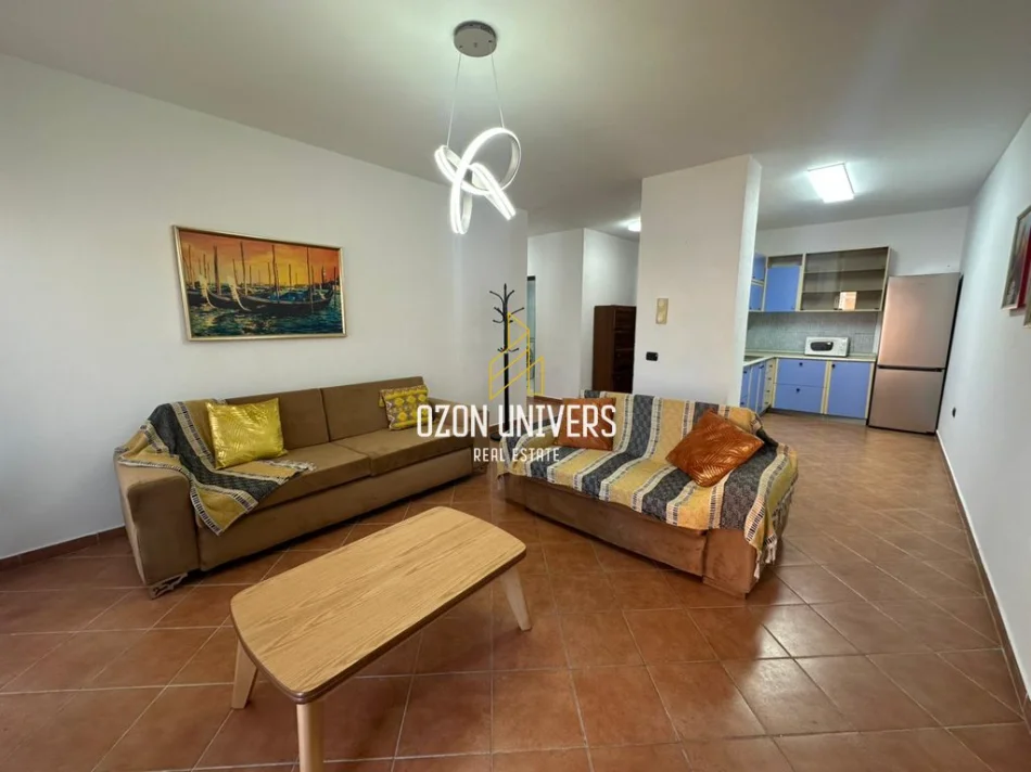 Tirane, jepet me qera apartament 2+1+Ballkon Kati 3, 115 m² 600 € (Rruga Him Kolli, Myslym Shyr)