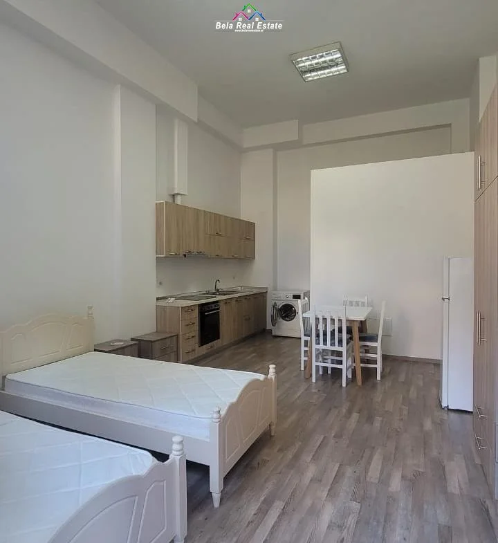 Tirane, jepet me qera garsonier 1+1 Kati 1, 40 m² 470 € (rruga bardhyl)