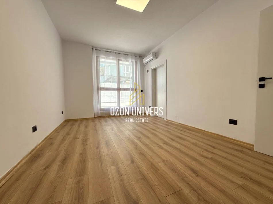 Tirane, jepet me qera apartament 1+1+Ballkon Kati 1, 65 m² 750 € (Ish Ekspozita)