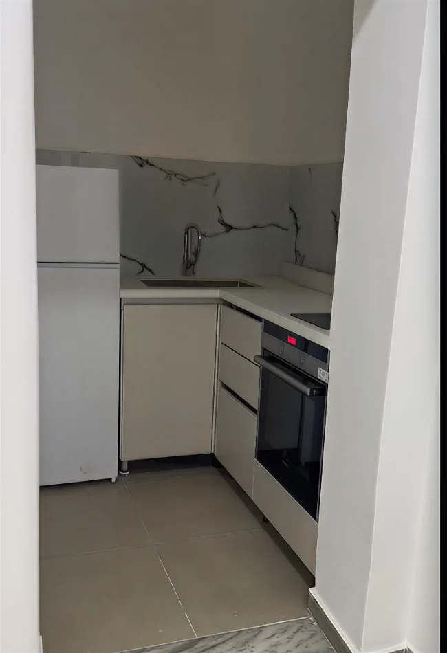 Tirane, jepet me qera apartament Kati 1, 42 m² 300 € (Selitë e Vogël)