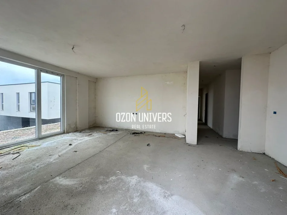 Tirane, shitet apartament 3+1+Ballkon Kati 0, 146 m² 270.770 € (Liqeni i Farkës)
