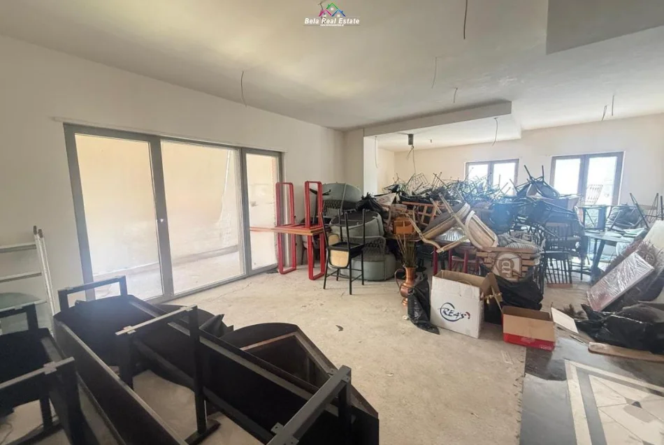 Tirane, jepet me qera zyre Kati 3, 250 m² 2.500 € (delijorgji)