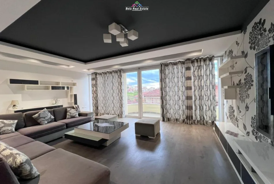 Tirane, jepet me qera Vile 3 Katshe , 500 m² 1.500 € (Rruga Iljaz Cerga)