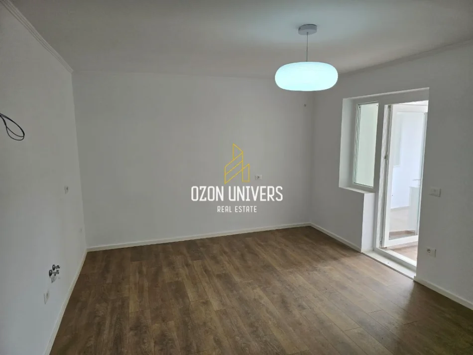 Tirane, shitet apartament 1+1+Ballkon Kati 3, 50 m² 115.000 € (Ish Tregu Elektrik)