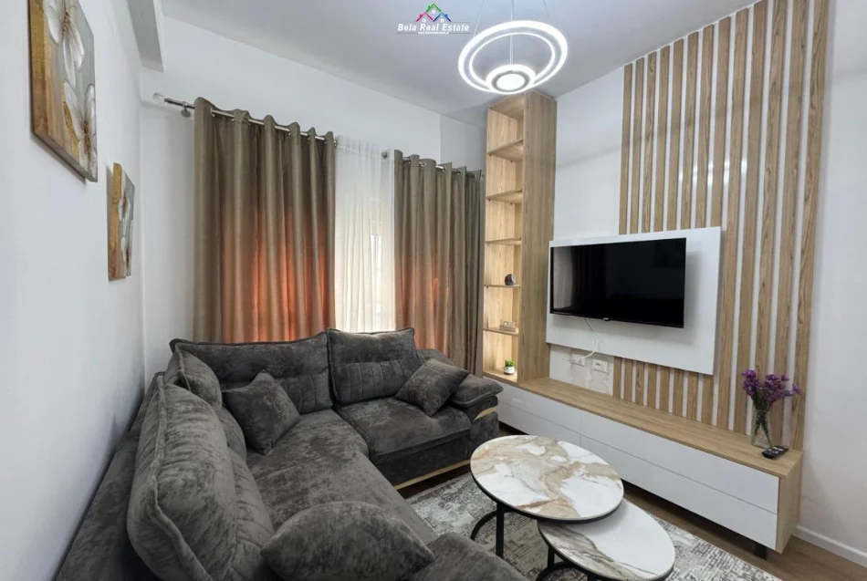 Tirane, jepet me qera apartament 1+1+Ballkon Kati 2, 48 m² 520 € (pasho hysa)