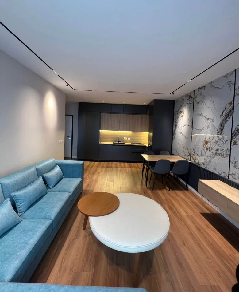 Tirane, shitet apartament 1+1 , 66 m² 180.000 €