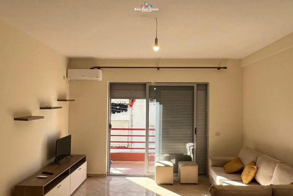 Tirane, jepet me qera apartament 1+1 Kati 4, 77 m² 450 € (Kodra e Diellit)