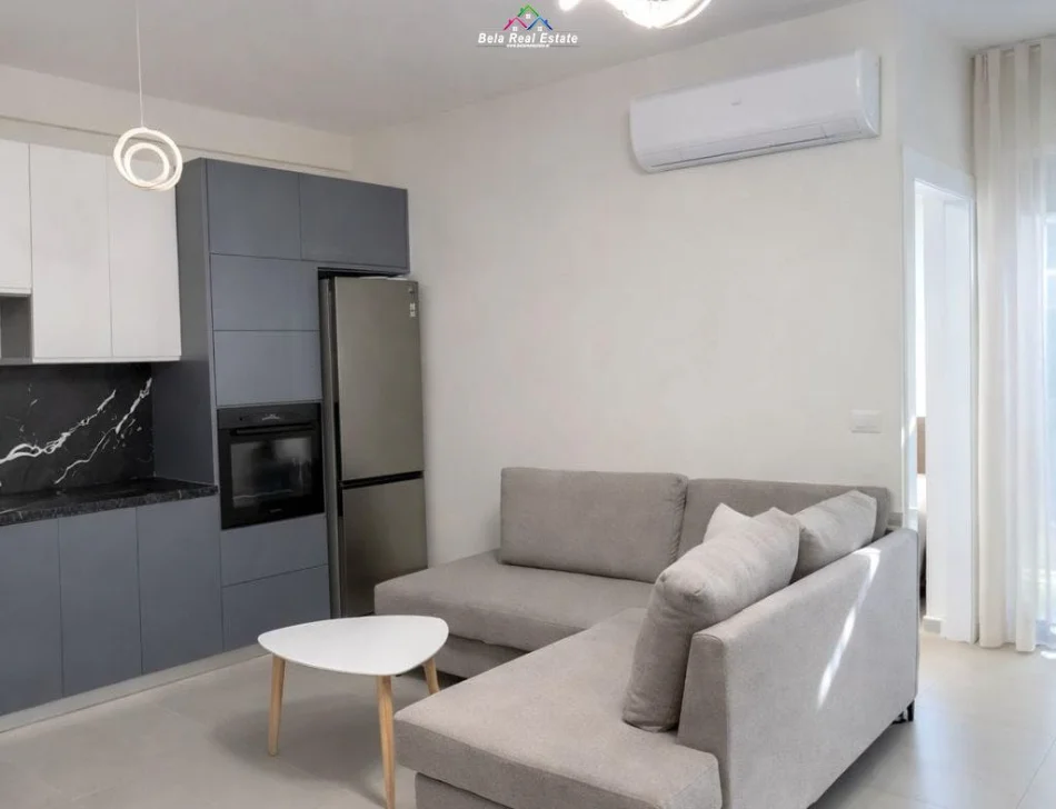 Tirane, jepet me qera apartament 2+1 Kati 2, 85 m² 850 € (Rruga e durresit)
