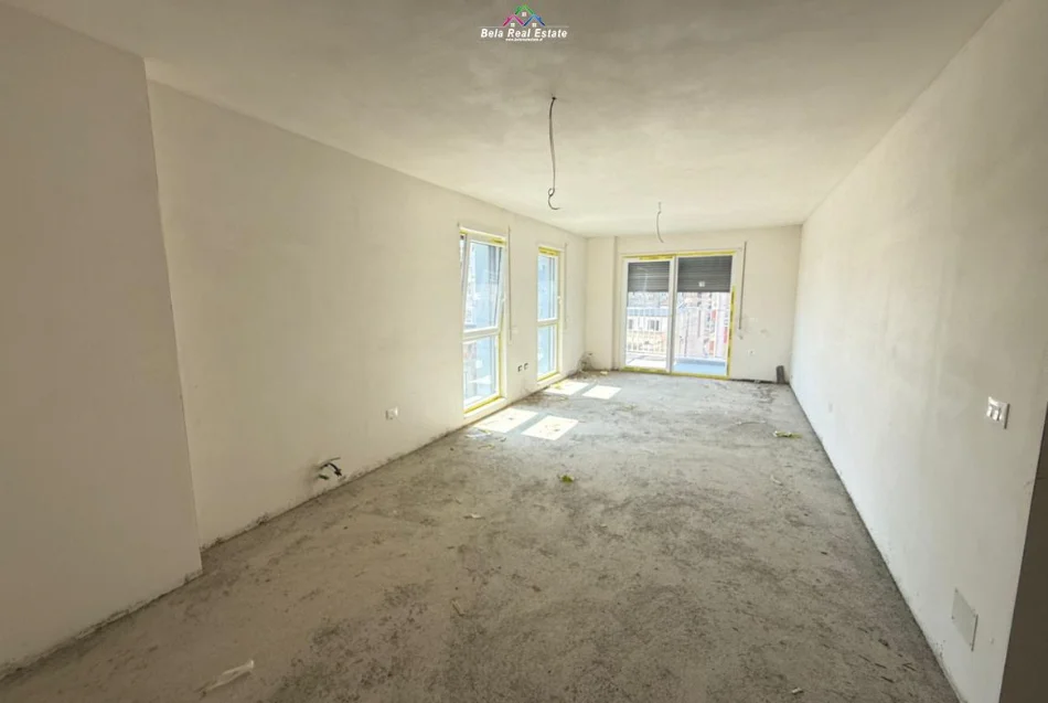 Tirane, shes apartament 2+1 Kati 3, 121 m² 254.000 € (Rruga Xhanfize Keko)