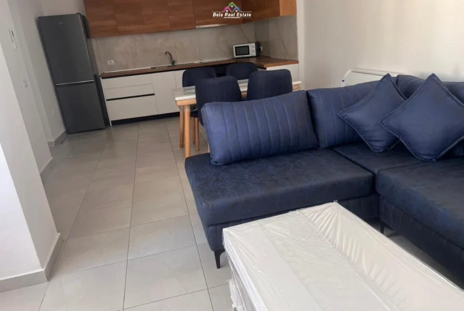 Tirane, jepet me qera apartament 2+1 Kati 3, 100 m² 650 € (Kodra e Diellit 1)