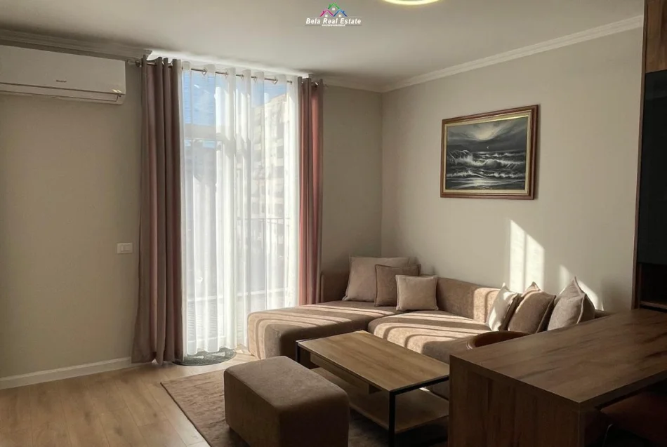 Tirane, shitet apartament 2+1+Ballkon Kati 4, 85 m² 175.000 € (Prane Kompleksit Grand Galery)