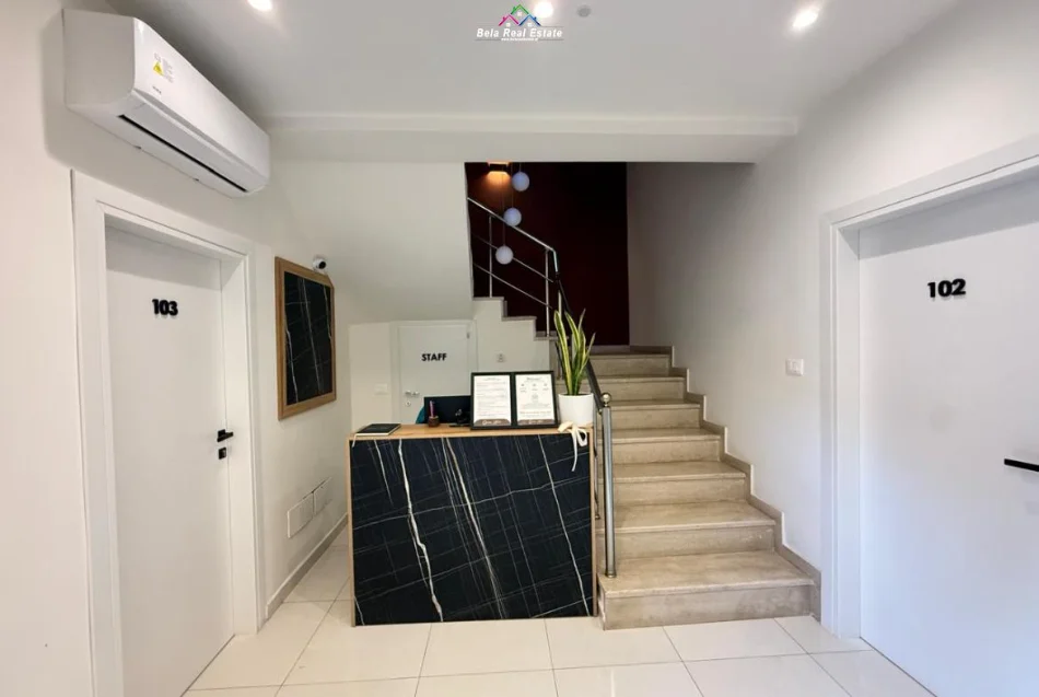 Tirane, jepet me qera hotel Kati 3, 330 m² 7.900 € (Qender)